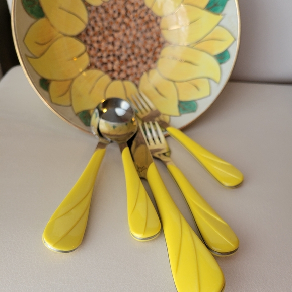 Fiesta Sunflower Swirl Flatware ~ Retired Item ~ Fiestaware ~ Post-86 ~ - Picture 12 of 16